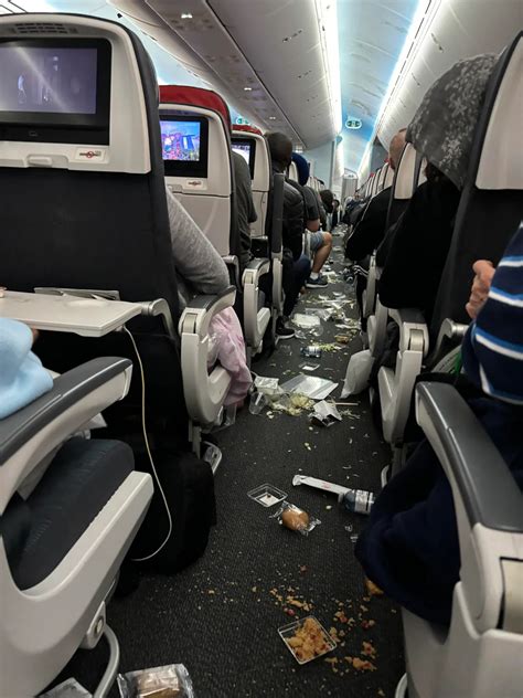 Severe Turbulence Scatters Passengers And Food Across The Cabin On Air