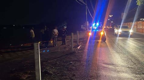 Auto Cae A R O Jamapa Conductora Baja Para Atender Llamada Y Olvida