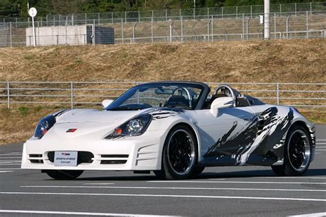 Toyota Unveils MR2 Sports Hybrid Concept, Combines 3.3-liter V6 and ...