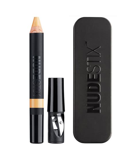 The 21 Best Concealers for Darker Skin Tones | Who What Wear