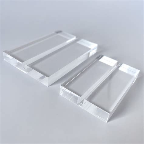 Clear Acrylic Display Stand – Plinka Dot Acrylics