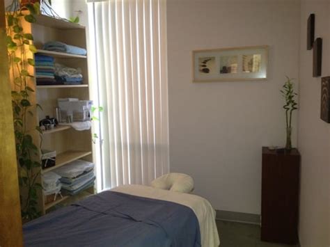 Amanda Moyle Massage Therapy Massage 3023 Bunker Hill St San Diego