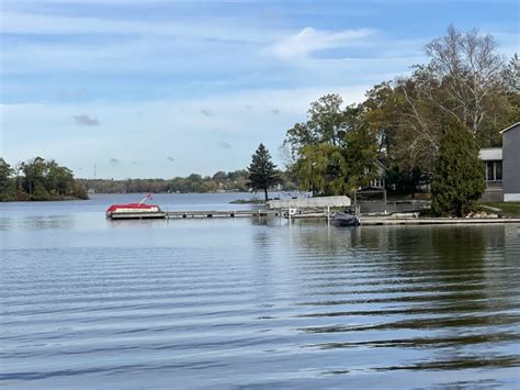 Lakeville Lake Homes Addison Mi Oakland County Lakefront Home For