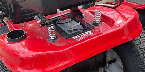 7 Reasons A Troy Bilt Mower Won T Turn Over Or Crank Powered Outdoors