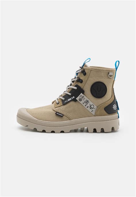 Palladium Pampa Witch Queen Unisex Lace Up Ankle Boots Dune Sand Zalando De