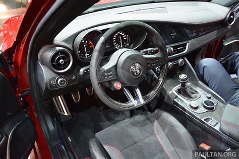 Frankfurt 2015: Alfa Romeo Giulia Quadrifoglio makes first public ...