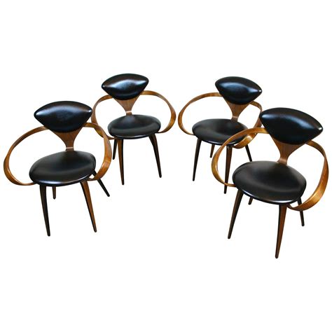 Pair Of Mid Century Modern Plycraft Bar Stools By Norman Cherner At