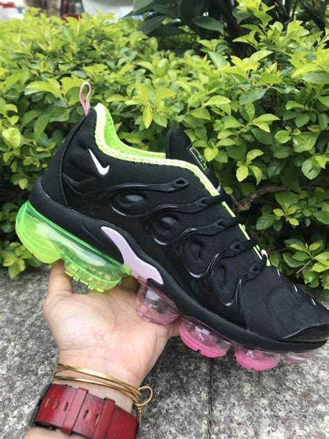 Nike Vapormax Plus Blackgreenpink Sneaker Stockerz Vapormax