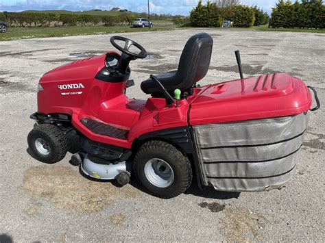 Honda Hf Hme Ride On Mower Lawn Tractor Cut Mulch Hydrostatic