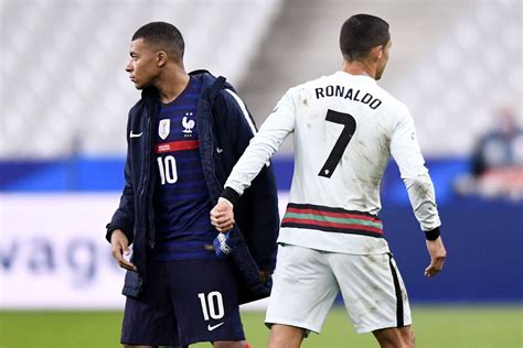 Kylian Mbappe Reiterates Cristiano Ronaldos Obsession After Nearly