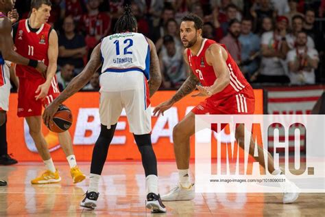 Will Clyburn Anadolu Efes Istanbul Elias Harris Fc Bayern