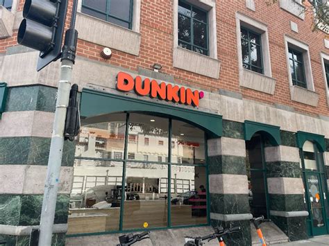 Dunkin Hosts Grand Opening For Newest Next Generation Restaurant In