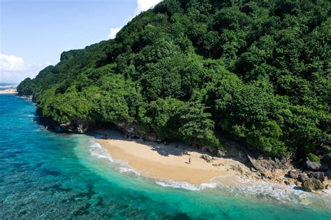 Green Bowl Beach In Bali Hidden Beach In Uluwatu The World Travel Guy