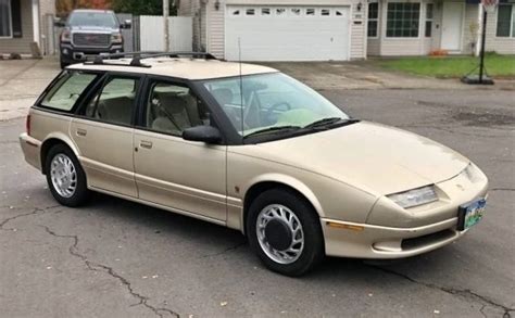 Future Collectible? 1994 Saturn SW2 5-Speed Wagon | Barn Finds