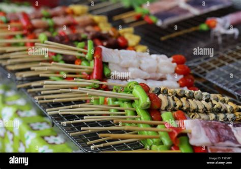 Traditional Thai Street Food Stock Photo Alamy