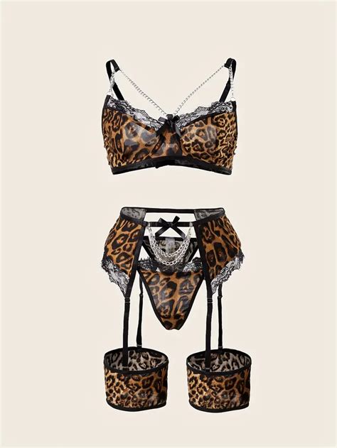 Sexy Delige Lingerie Set Met Ketting En Kant Leo ClassyWear