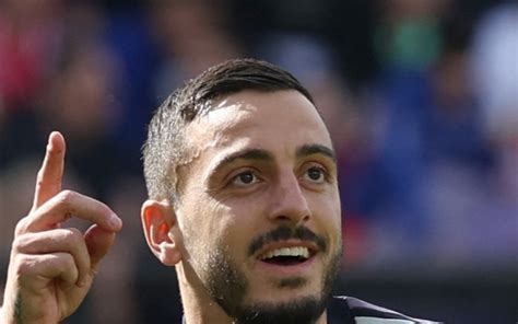 Joselu Do Real Madrid Sofre Edema Sseo No Tornozelo E N O Enfrenta O