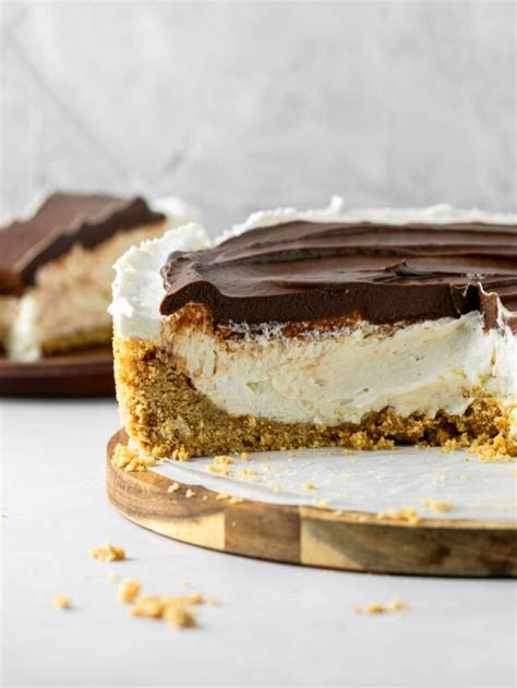 Vanilla Cheesecake With Chocolate Ganache Ginger Snaps Baking Affairs