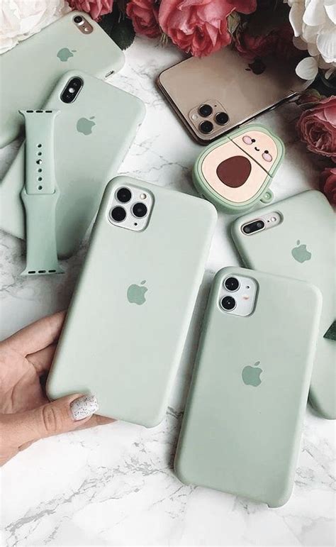 Pin By 𝚘𝚕𝚒𝚟𝚎𝚍𝚊𝚒𝚜𝚢 On Phone Stuff In 2021 Green Phone Case Cute Phone Cases Iphone Cases