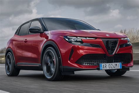 Alfa Romeo Junior Es Un Suv Que Quiz Decepcione A Los