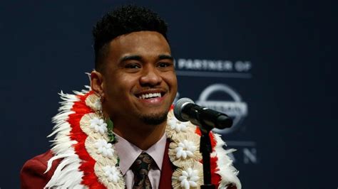 Tua Tagovailoa Ts His Mom A Mothers Day Cadillac Escalade