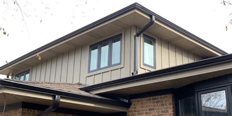 Vertical vs. Horizontal Siding Installation (Which is Better?)