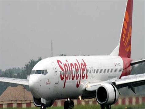 Dgca Bars 90 Spicejet Pilots From Flying Boeing 737 Max Planes