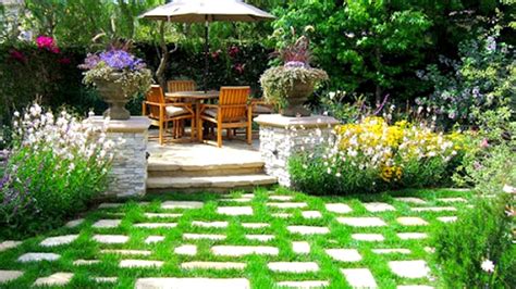 55 Backyard Landscaping Ideas, Landscape and Garden Design Ideas ...