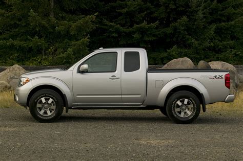 2011 Nissan Frontier HD Pictures Carsinvasion