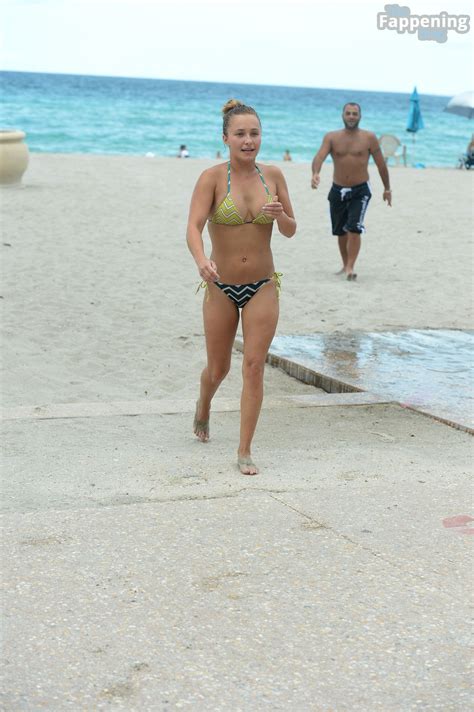 Hayden Panettiere Haydenpanettier Haydenpanettiere Nude Leaks Photo 1230 TheFappening