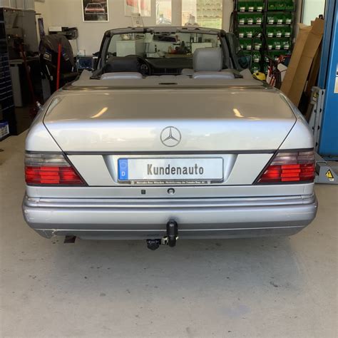 AUTO HAK Anhängerkupplung MERCEDES BENZ E KLASSE Cabriolet starr Bj 93 95