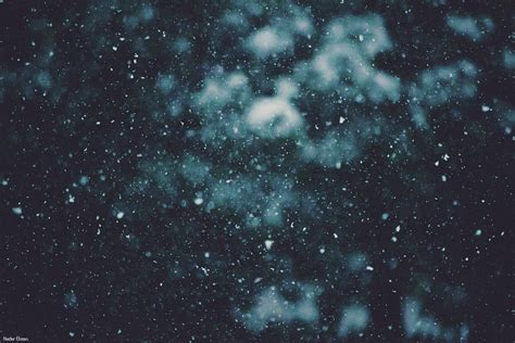 Snow fall wallpaper : r/iWallpaper