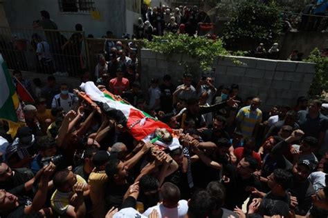 Israel Tembak Warga Palestina Orang Tewas Di Tepi Barat