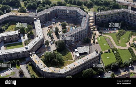 Vista Aérea De Un Famoso Edificio De Apartamentos Park Hill Flats En