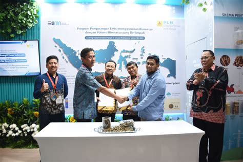 PLN Tandatangani MoU Dengan EKN Sulap Limbah Sawit Jadi Co Firing