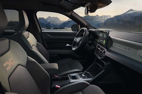 Dacia-Duster-2024-interior-2 - Mega Autos