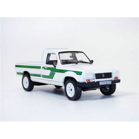 Miniature PEUGEOT 504 PICK UP 4X4 DANGEL 1985 1 43 NOREV