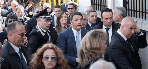 Renzi In Calabria Sul Voto Di Scambio La Stampa