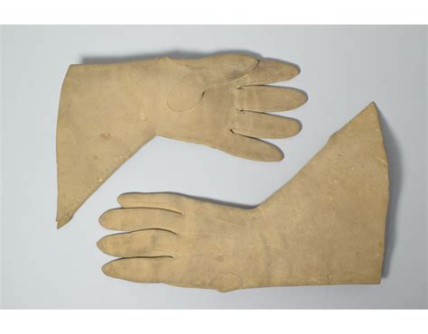 Pair of gloves | V&A Search the Collections