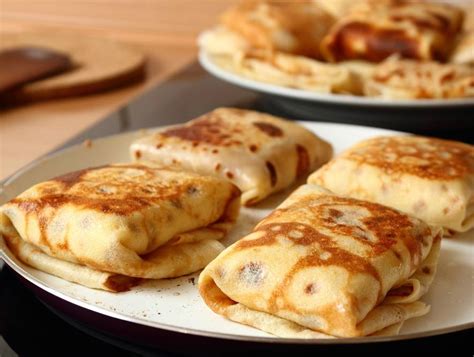 Stage Deli’s Cheese Blintzes