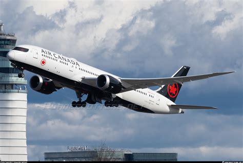 C Fvlz Air Canada Boeing Dreamliner Photo By Alexander Jeglitsch