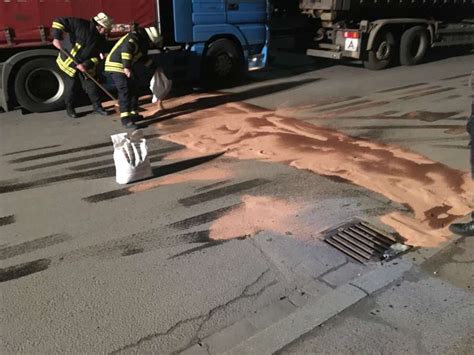 Weinheim Mehrere Eins Tze Der Weinheimer Feuerwehr Lassen