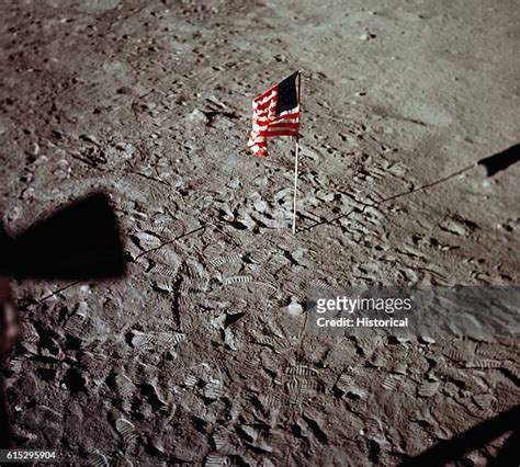 137 Apollo 11 Flag Stock Photos, High-Res Pictures, and Images - Getty ...