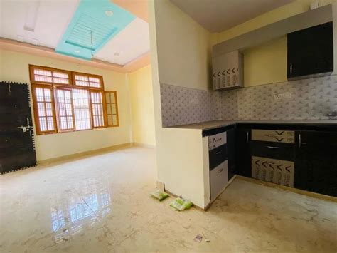 3 BHK Residential Flat Selling Services At Rs 1700 Square Inch In