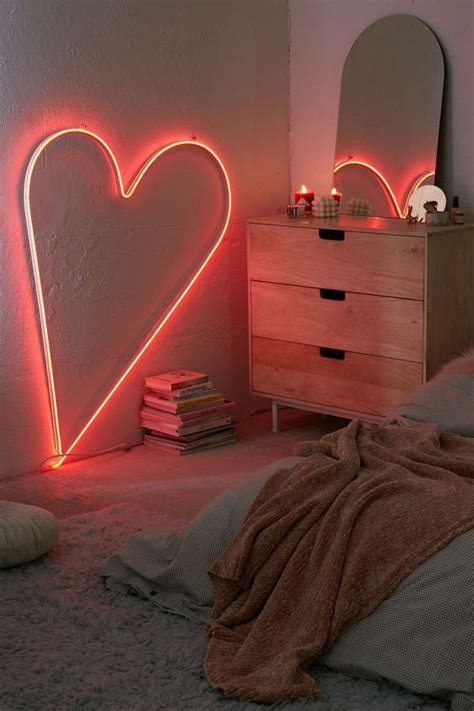 25 Awesome Ideas To Use Neon Lights For Home Decor Digsdigs