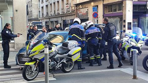 paris normandie on Twitter VIDÉO Interpellation musclée dun