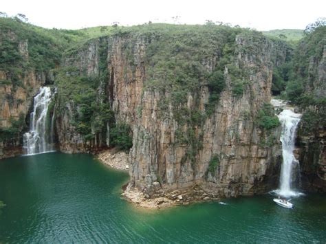 Os Canyons De Furnas Em Capit Lio Desviantes