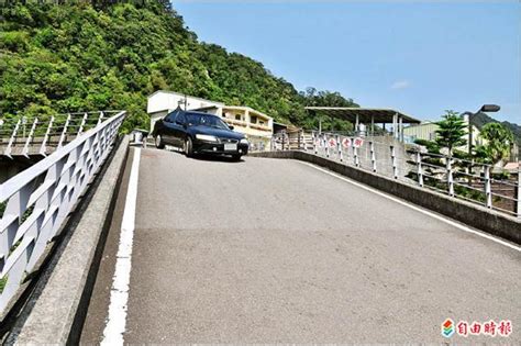 《民怨hot檔案》汶水老街停車場入口坡度陡 駕駛人心驚 地方 自由時報電子報