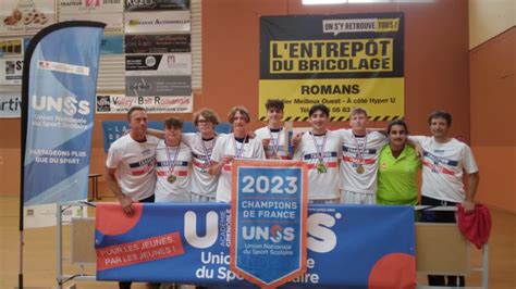 Le Lyc E De Foix Sacr Champion De France Unss Volley Ball La