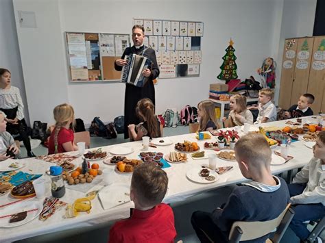 Wigilie Klasowe W Klasach Pierwszych Szko A Podstawowa Nr